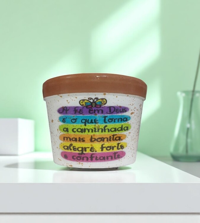 Vaso de cerâmica personalizado.