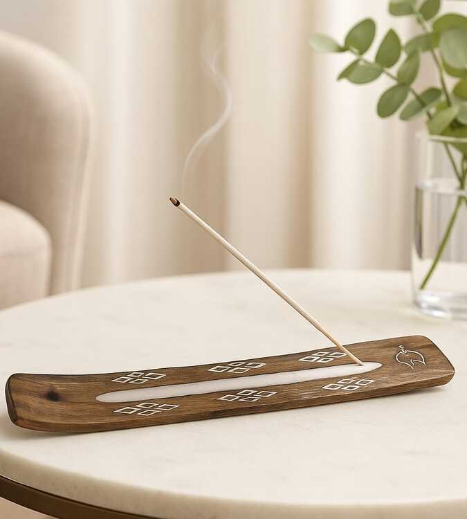 INCENSARIO MADEIRA ESTILO INDIGENA TRABALHADO A MAO