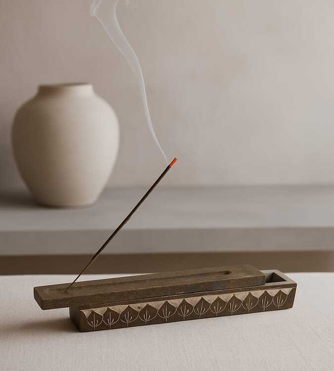 INSENSARIO PEDRA SABÃO COM RESERVATÓRIO