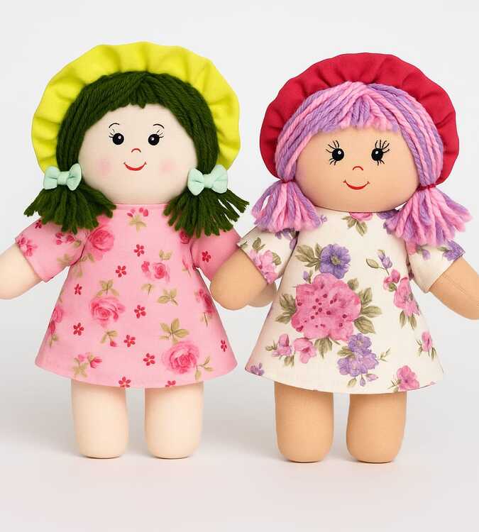 Boneca Artesanal de Tecido P