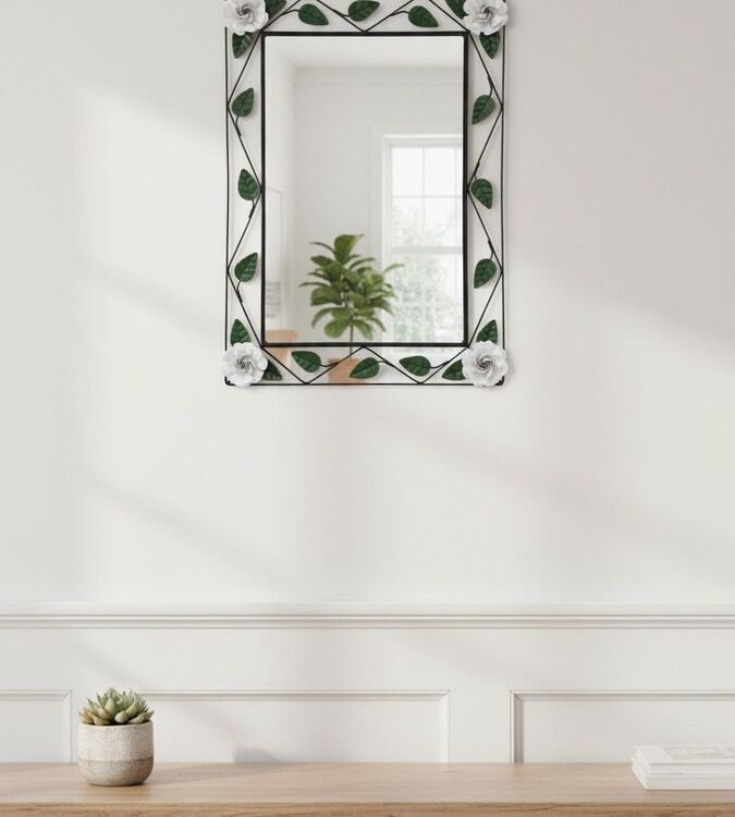 Espelho em moldura de ferro rosas brancas