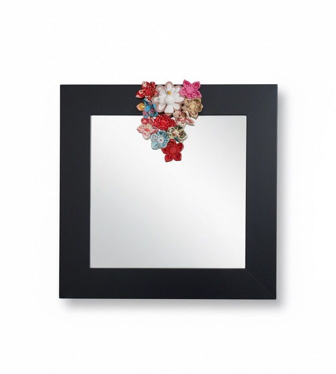 Espelho Moldurado Preto Enfeite Pomba da Paz 