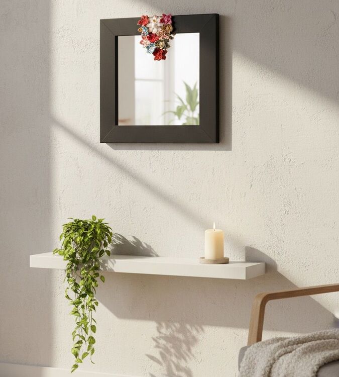 Espelho Moldurado Preto Enfeite Pomba da Paz 